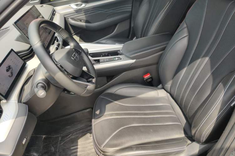 Used Geely Auto Preface 2025 Dongfang Yao 1.5TD Kunlun Edition