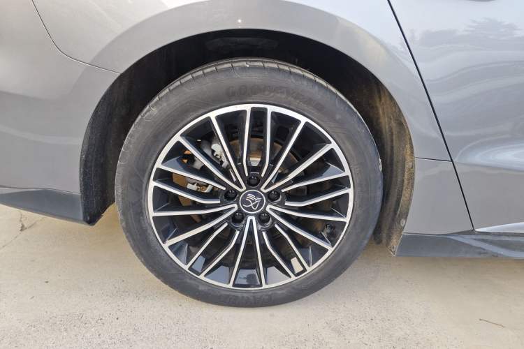 Used BYD Han 2022 DM-i 121KM Luxury Model
