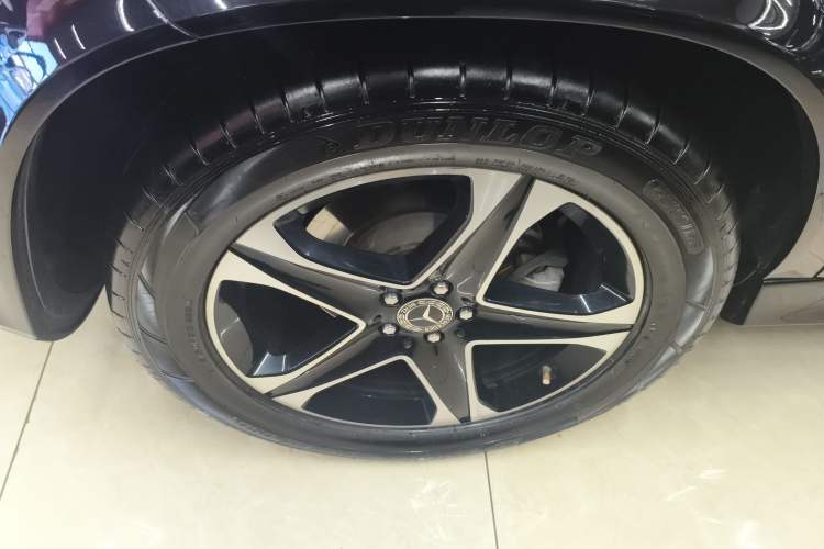 Used Mercedes-Benz GLE New Energy 2021 GLE 350 e 4MATIC Right Rear Wheel Hub