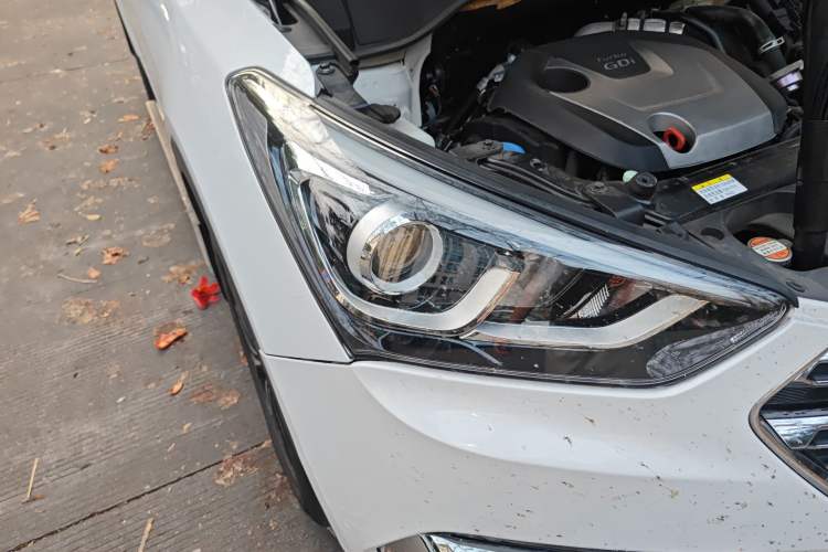 Used Hyundai Santa Fe 2017 2.0T Automatic All-Wheel Drive Smart 7-Seater