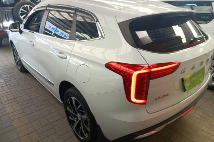 Used Haval JOLION 2021 1.5T Automatic Four-Door Version Rear Left 45 Deg
