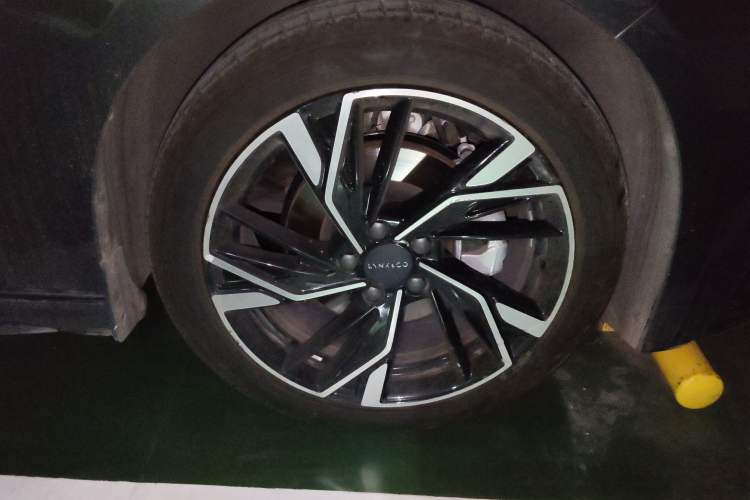 Used Lynk & Co 03 2023 1.5TD DCT JingPro
