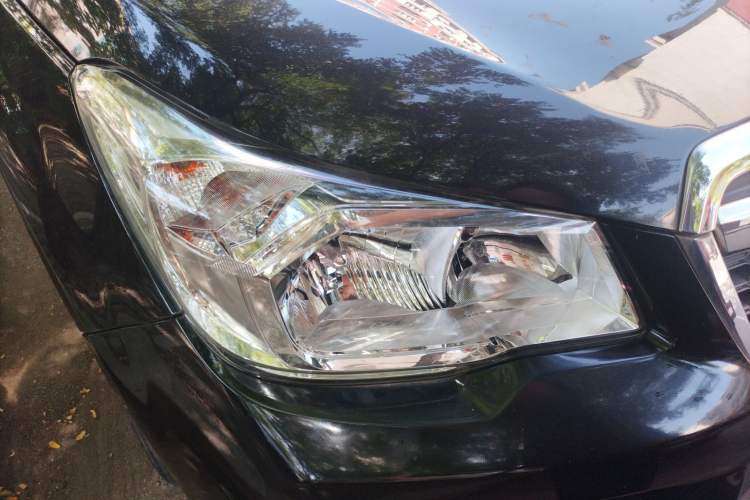 Used Subaru Forester 2015 2.0i Special Edition Commemorative Model Right Front Headlight