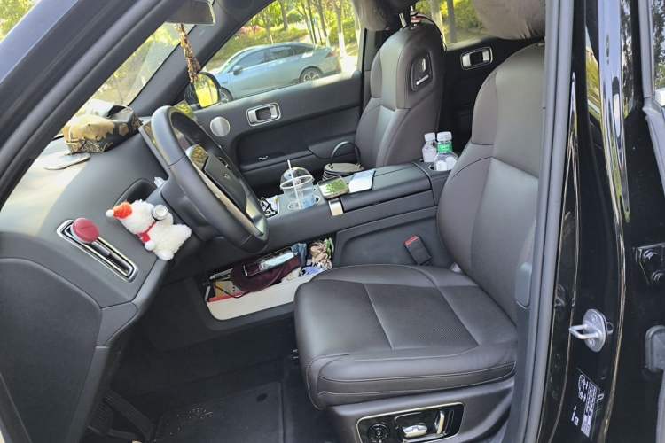 Used Li Auto L8 2023 Air model
