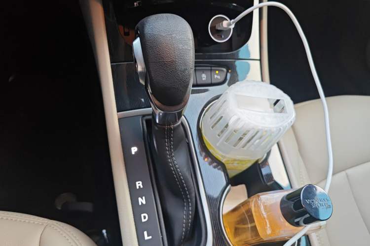 Used Buick Verano 2017 Sedan 15S Automatic Entry Model Gear Lever