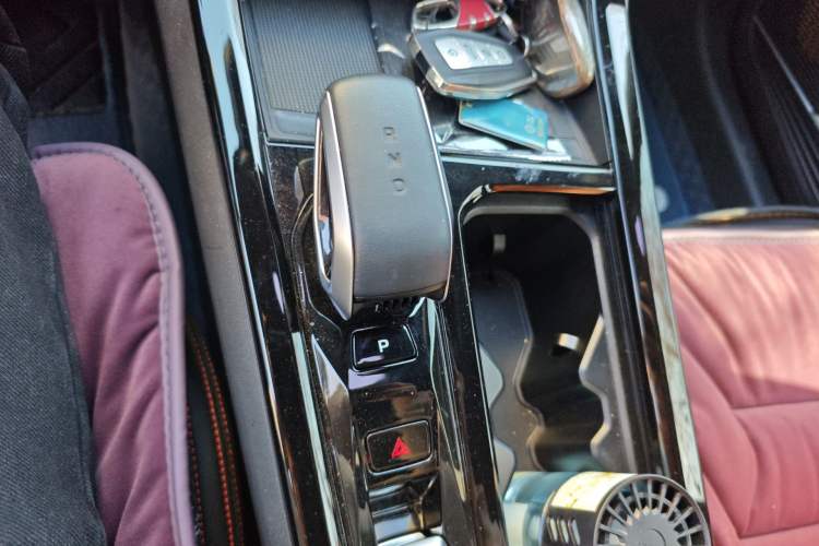 Used Geely Auto Emgrand X7 Sport 2024 1.5TD Smart Connect+