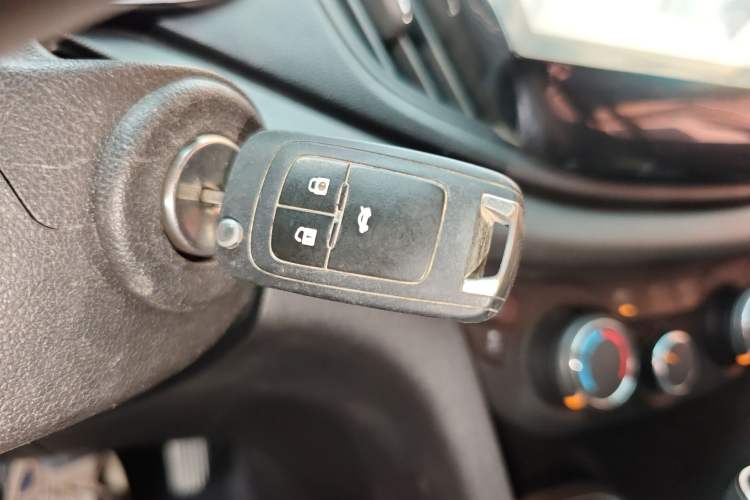 Used Chevrolet Cavalier 2019 320 Automatic Enjoyment with Sunroof