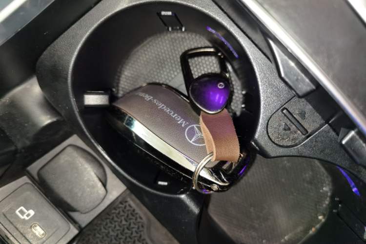 Used Mercedes-Benz E-Class New Energy 2022 Restyled E 350 e L Plug-in Hybrid Sports Sedan
