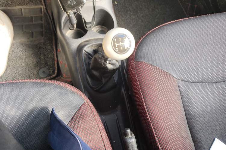 Used Baojun Lechi 2012 Revised Version 1.2L Manual Sporty Edition Dynamic Type
