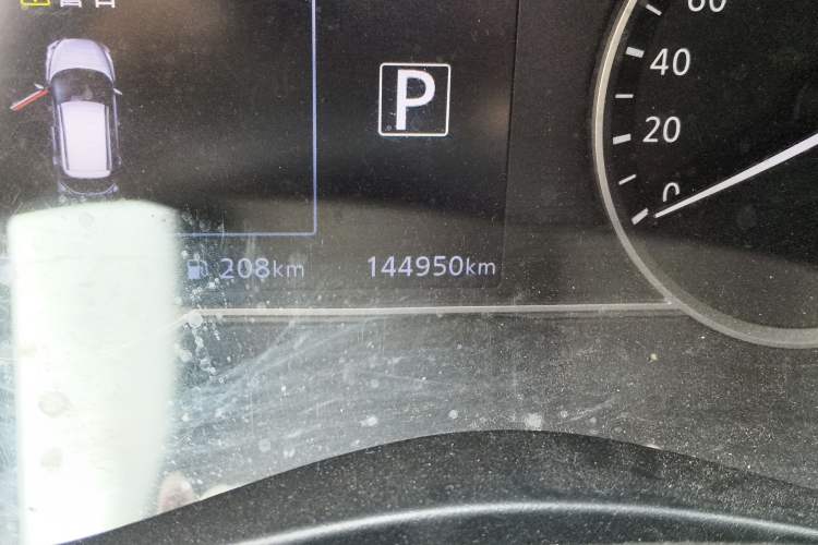 Used Nissan Kicks 2018 1.5L CVT Smart Connect Luxury Edition
