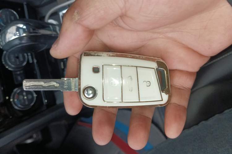 Used Volkswagen Lamando 2015 280TSI DSG Comfort Edition Vehicle Key