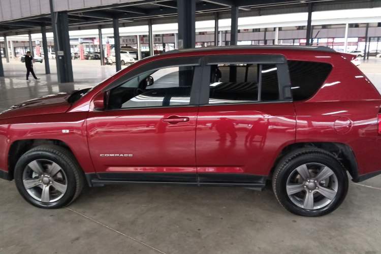 Used Jeep Compass 2014 Revised Version 2.4L Four-Wheel Drive Comfort Edition

