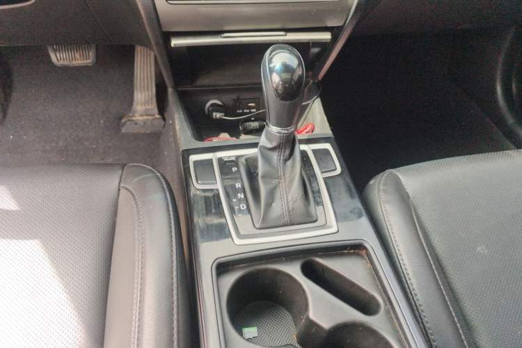 Used Hyundai Mistra 2014 1.8L Automatic Smart GLS Gear Lever