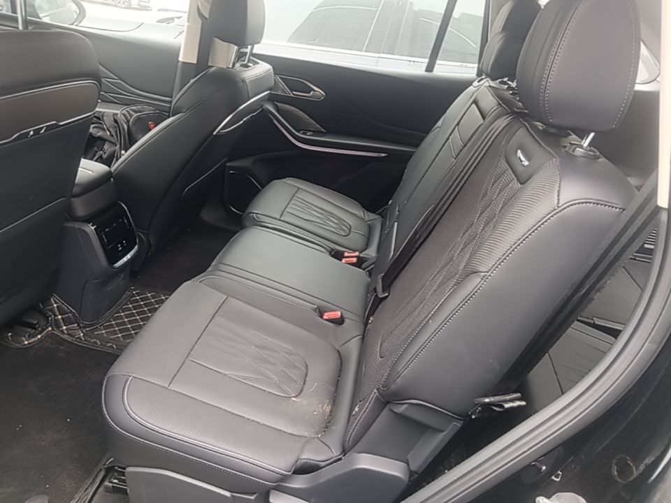 Hongqi HS7 PHEV 2024 2.0T PHEV Four-Wheel Drive Flagship Edition 7 Seats — снимка 20
