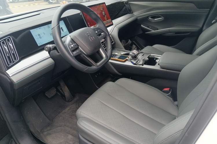 Used BYD Song L DM-i 2025 Intelligent Driving Version 112 km Leading Trim