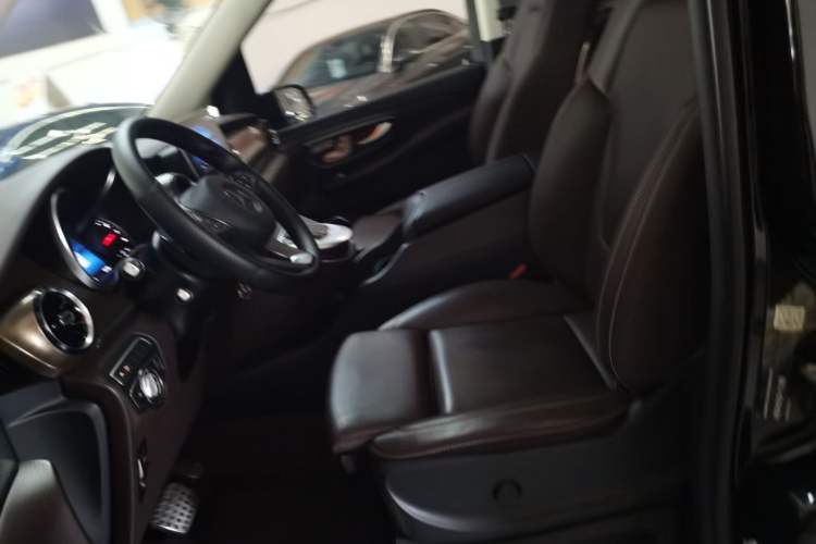 Used Mercedes-Benz V-Class 2022 V 260 L Long-wheelbase Luxury Edition Left Front Seat