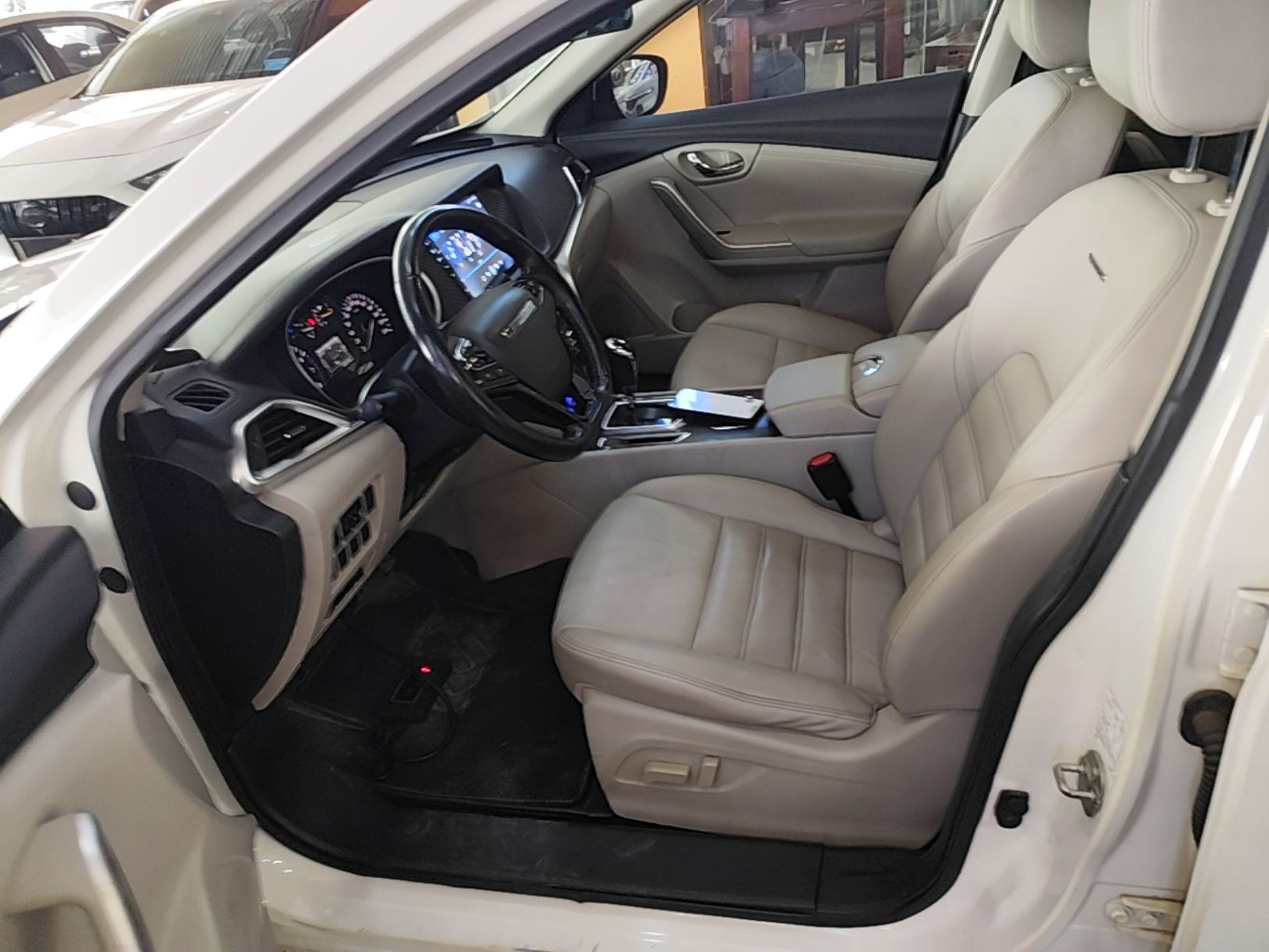 Interior delantero