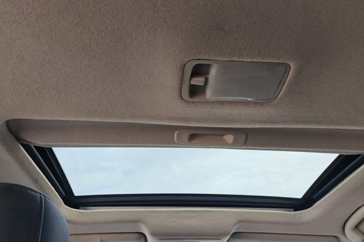 Used Nissan Sylphy 2018 Classic 1.6XE+ CVT Leading Edition Headliner