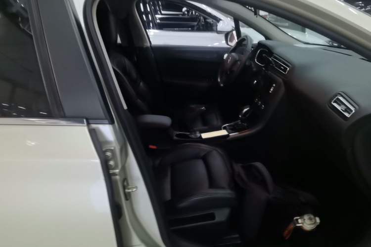 Used Citroen C4 Sega 2018 1.6L Automatic Luxury Model
