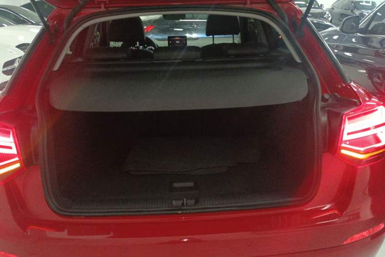 Used Audi Q2L 2018 35 TFSI Fashion Elegant Version China V
