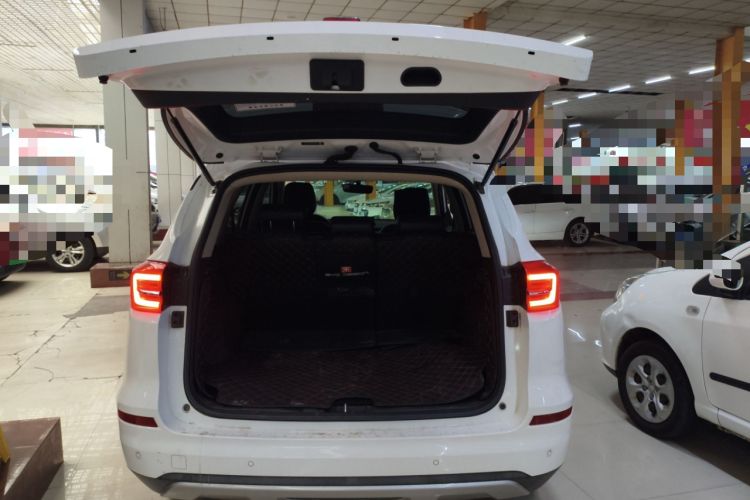 Used BYD Song 2020 Classic Edition 1.5T Automatic Elite Model Trunk