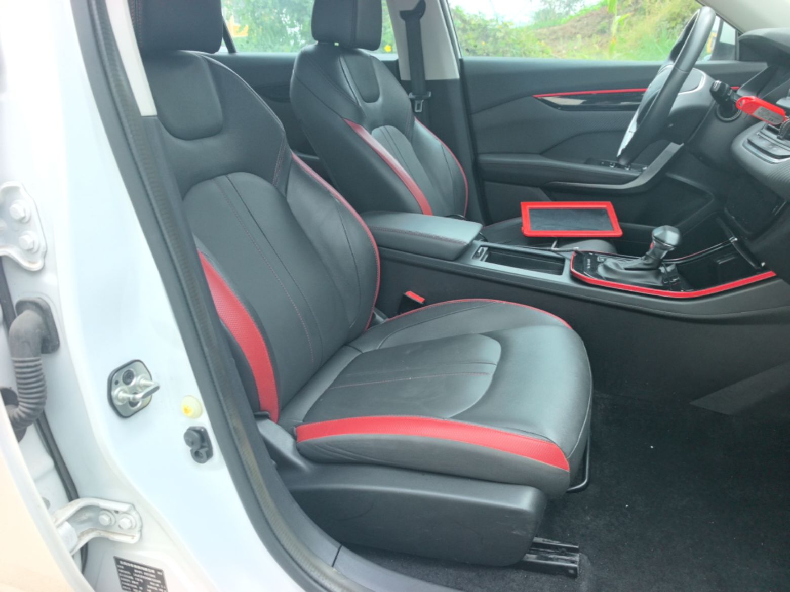 Dongfeng Aeolus Yixuan GS 2021 230T Automatic Star-Chasing Edition — снимка 19