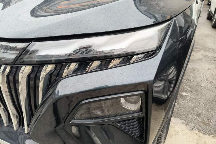 Used Dongfeng Aeolus Huge 2022 Mach Power 1.5T DareDrive Edition · Smart
