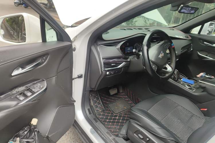 Used Cadillac XT4 2018 28T Two-Wheel Drive Tech Version
