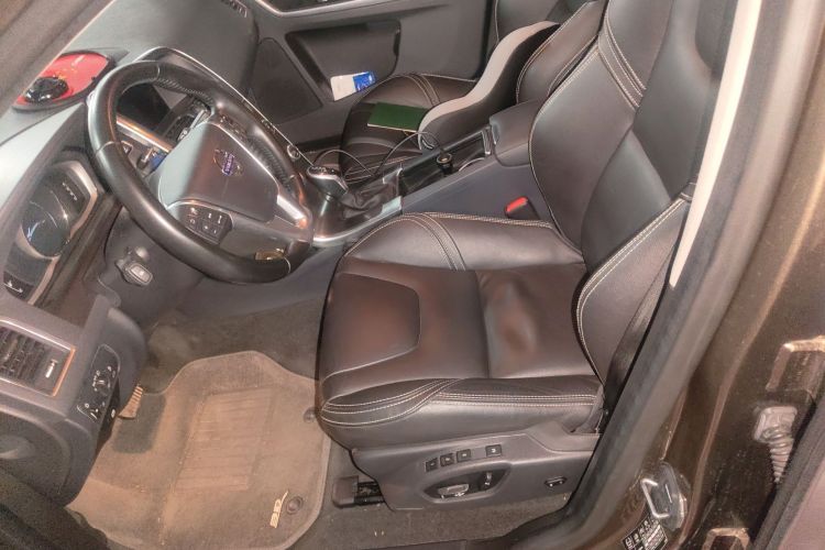 Used Volvo XC60 2015 T5 AWD Zhiyuan Edition Left Front Seat