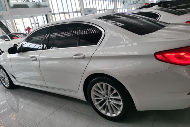 Used BMW 5 Series 2020 525Li Luxury Package
