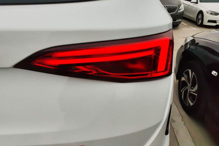 Used JETOUR X90 2019 1.5T DCT Smart Enjoyment Version 5 Seats China VI Standard
