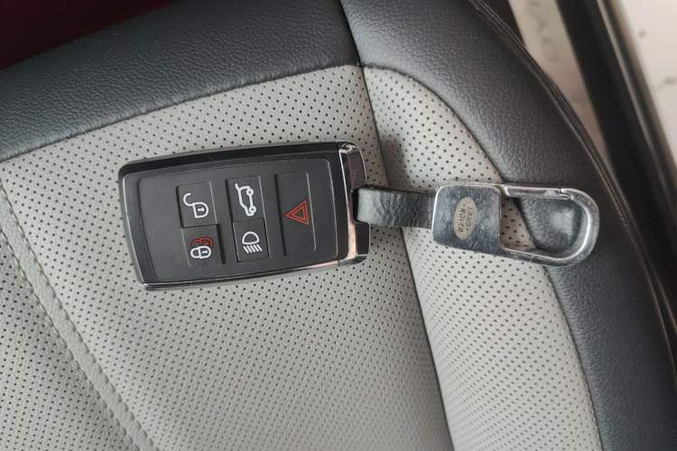 Used Land Rover Range Rover Evoque 2020 249 PS R-DYNAMIC S Sport Edition