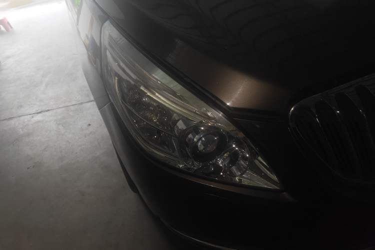 Used Buick GL8 2011 3.0L GT Luxury Business Haoya Edition
