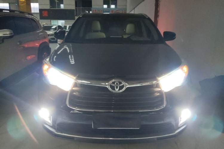 Used Toyota Highlander 2015 2.0T Two-Wheel Drive Elite Edition 5 Seats
