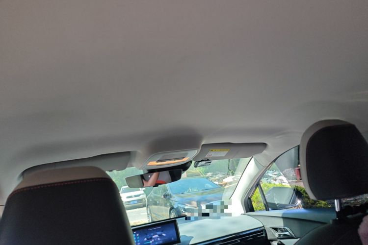 Used MG 4 EV 2022 520 km Flagship Edition Headliner