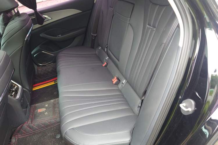 Used Hongqi H5 2023 1.5T DCT Smart Connect Flagship Edition Left Rear Seat