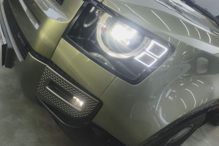 Used Land Rover Defender 2022 90 2.0T P300 X-DYNAMIC HSE