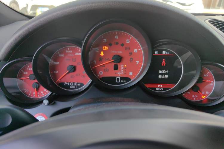 Used Porsche Cayenne 2011 Cayenne 3.0T Instrument Cluster