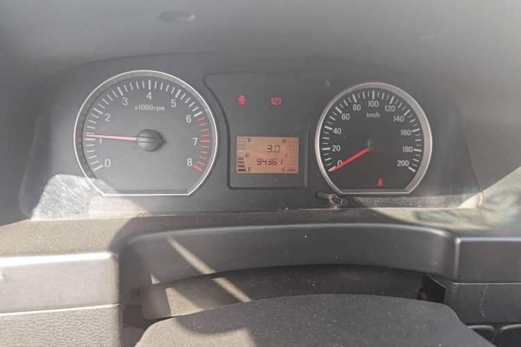 Used FORTHING Lingzhi 2016 M3L 1.6L 7-Seater Comfort Model