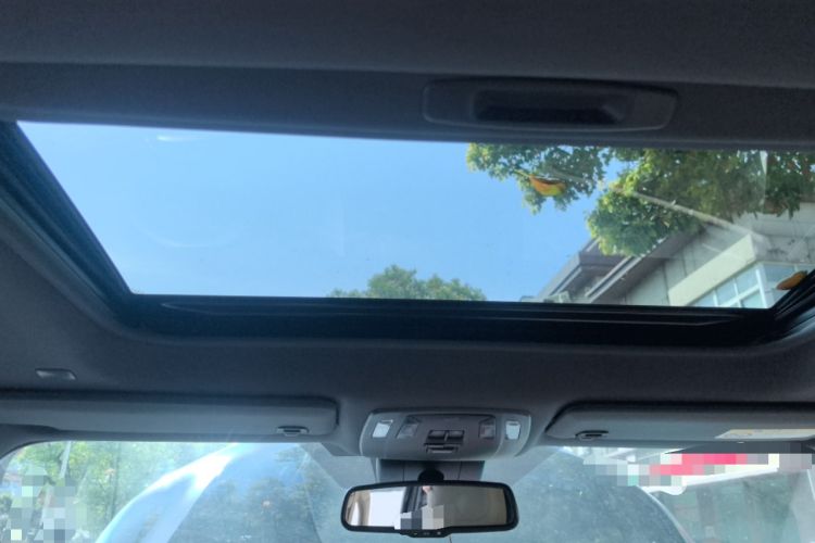 Used Toyota SIENNA 2021 2.5L Hybrid Luxury Edition Headliner