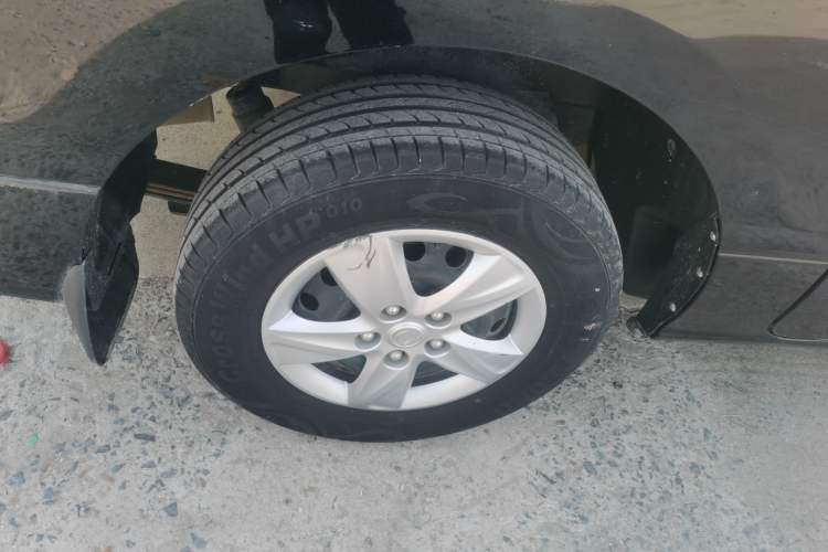 Used FORTHING Lingzhi PLUS 2021 2.0L Manual Comfort Version 7 Seats