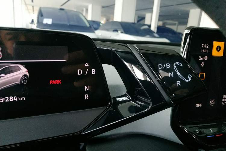 Used Volkswagen ID.3 2024 Pure & Smart Edition
