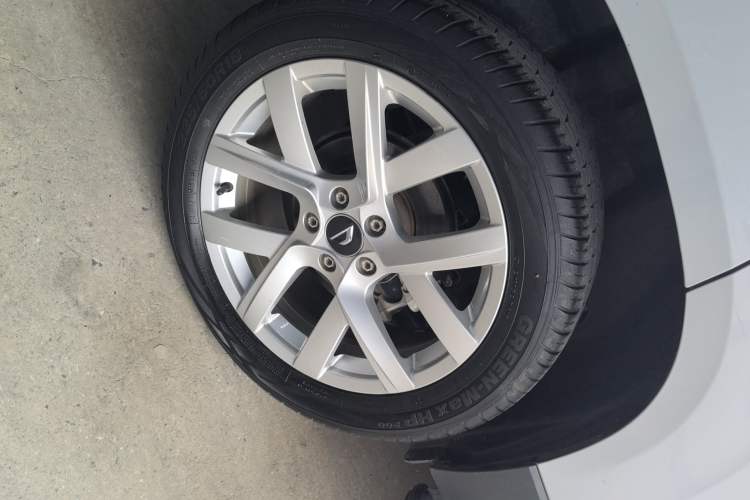Used Jetta VS7 2020 1.4T Automatic Enjoyment Model Right Rear Wheel Hub
