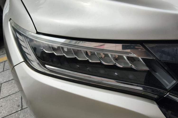 Used Honda UR-V 2017 370TURBO Four-Wheel Drive Prestige Edition China V Exterior 6