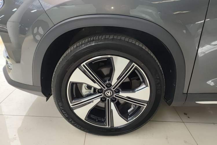 Used Changan X7 PLUS 2024 1.5T Automatic Luxury 7-Seater
