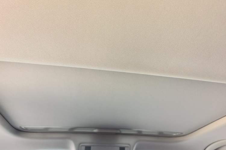 Used Volkswagen Bora 2019 1.5L Automatic Elite Version Headliner