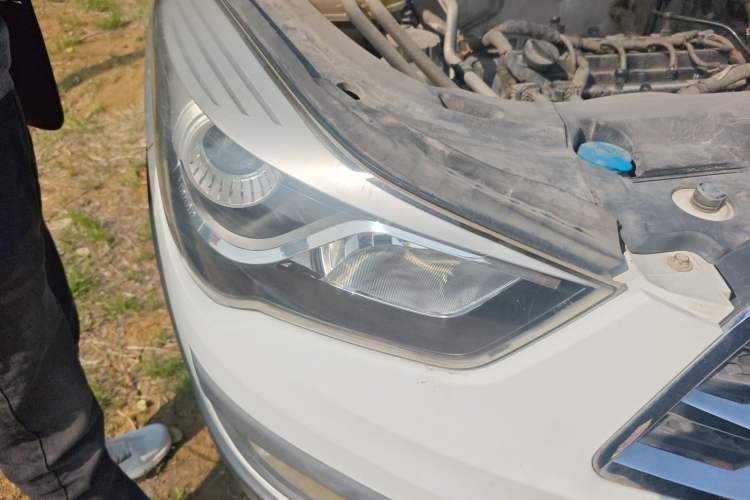 Used Haima S5 2015 1.6L Manual Luxury Model with Sunroof
