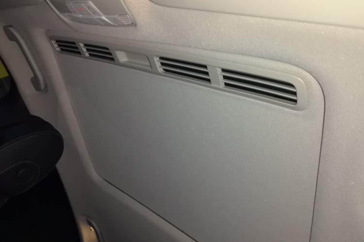 Used Mercedes-Benz C-Class 2018 C 180 L Fashion Edition Sport Version Headliner