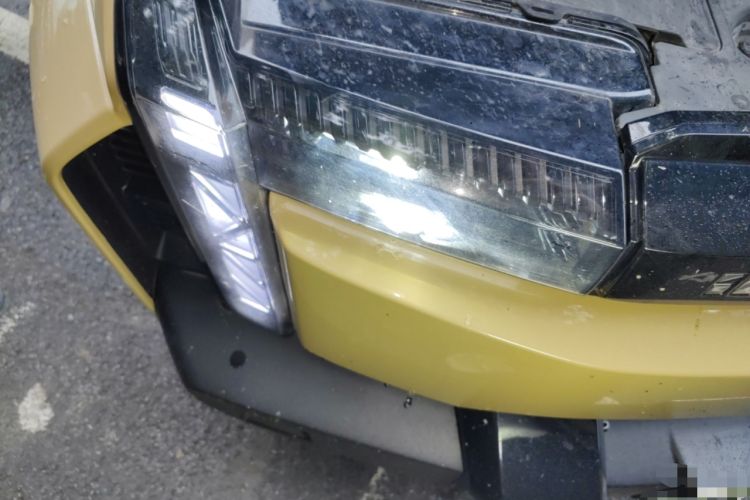 Used iCAR 03T 2024 501km Four-wheel Drive Long-Range Version Right Front Headlight