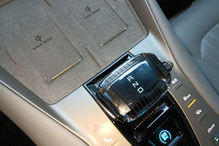 Used Denza N7 2025 630 All-Wheel Drive Intelligent Driving Dual-Laser Flagship Edition